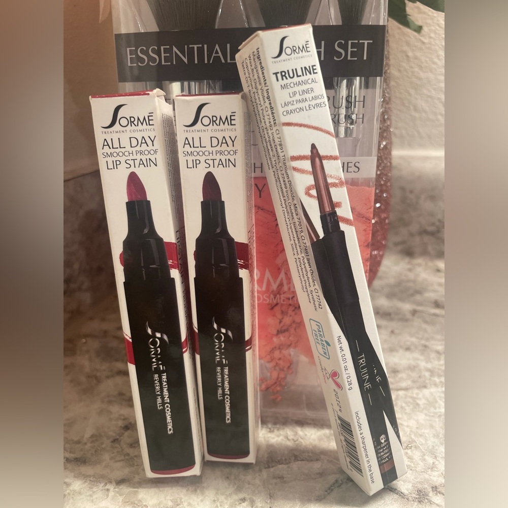 Sorme Cosmetics Makeup Bundle - Picture 6 of 8